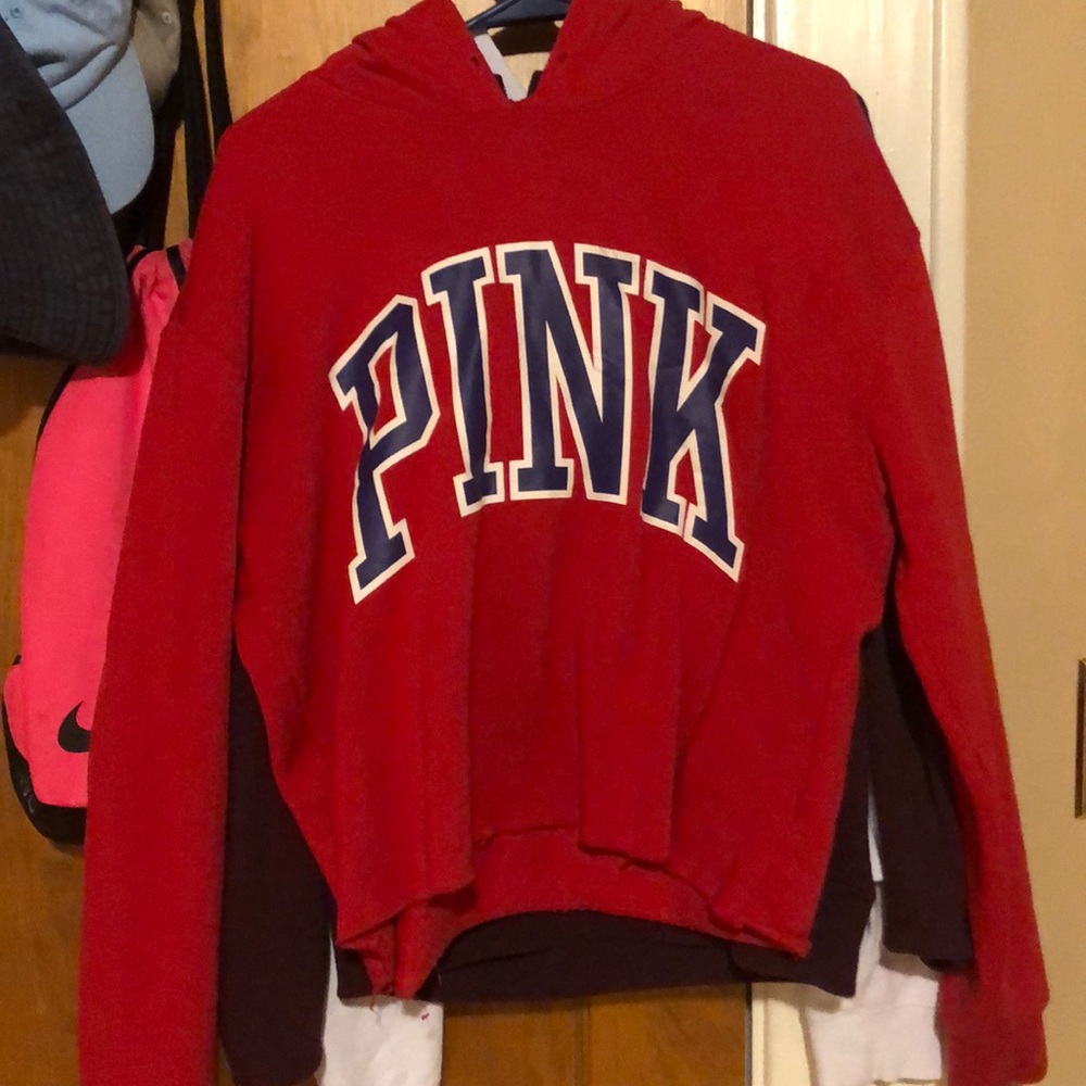 cropped hoodie